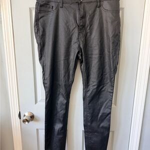 Black Faux Leather Skinny Jeans – Size 20 (Stretchy)